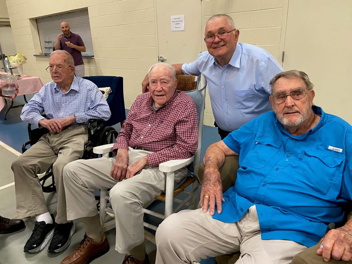 Retired lawmakers urge civility