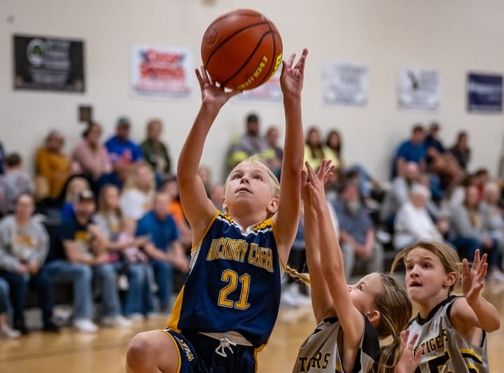 Lady Hawks stay perfect, now 5-0