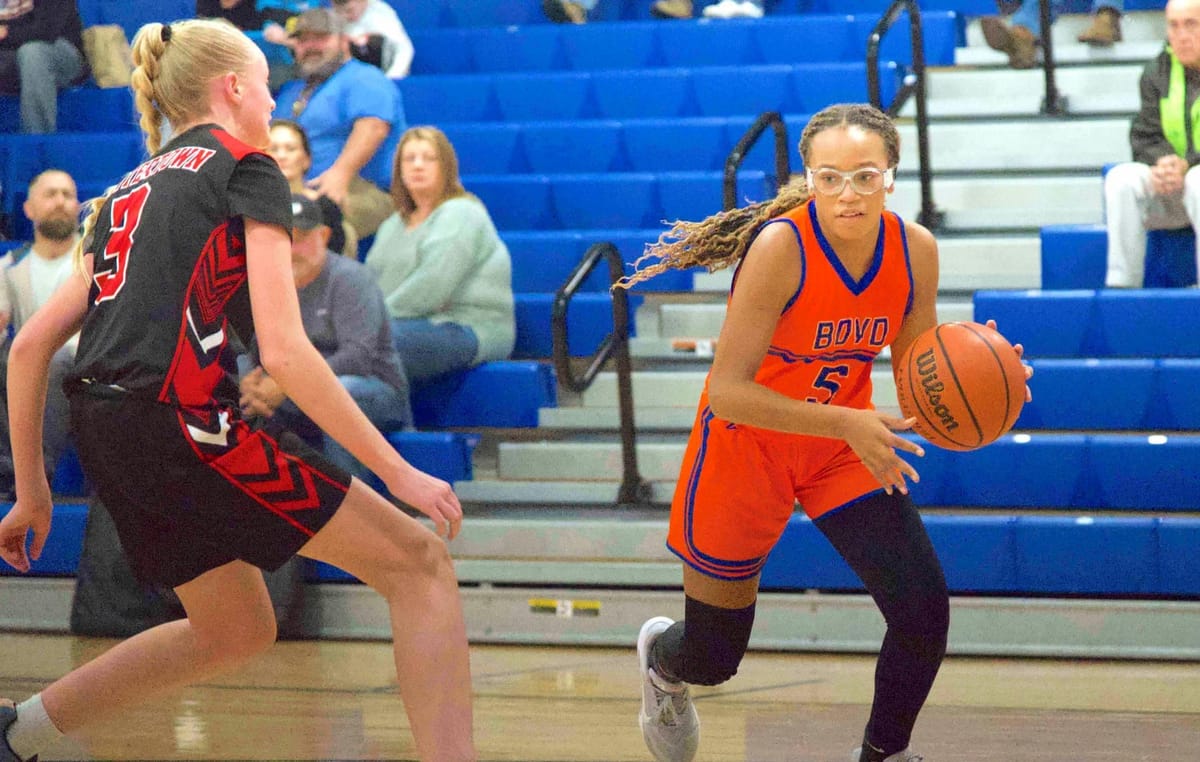 Lady Broncos, Lady Eagles earn victories