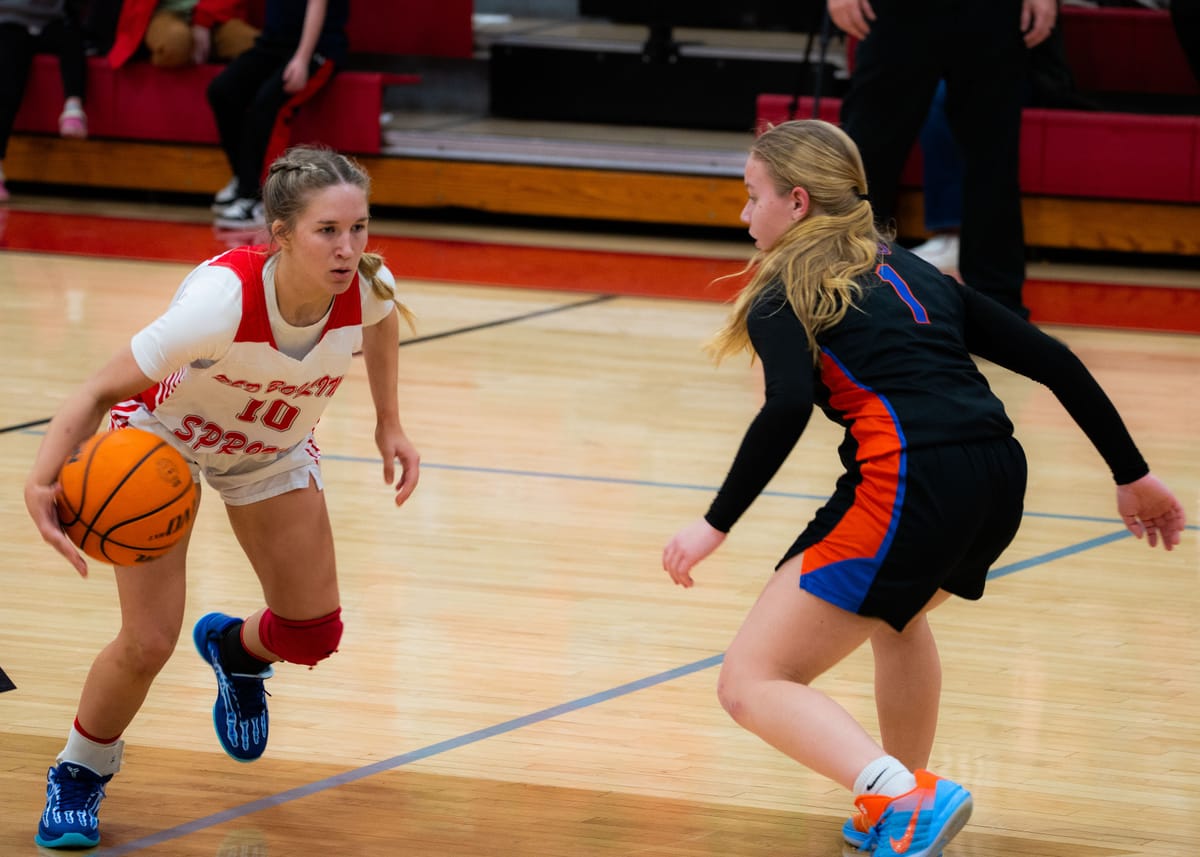 Red Boiling Springs beats Lady Broncos