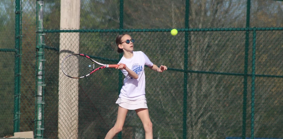 WCMS tennis tops Broncos