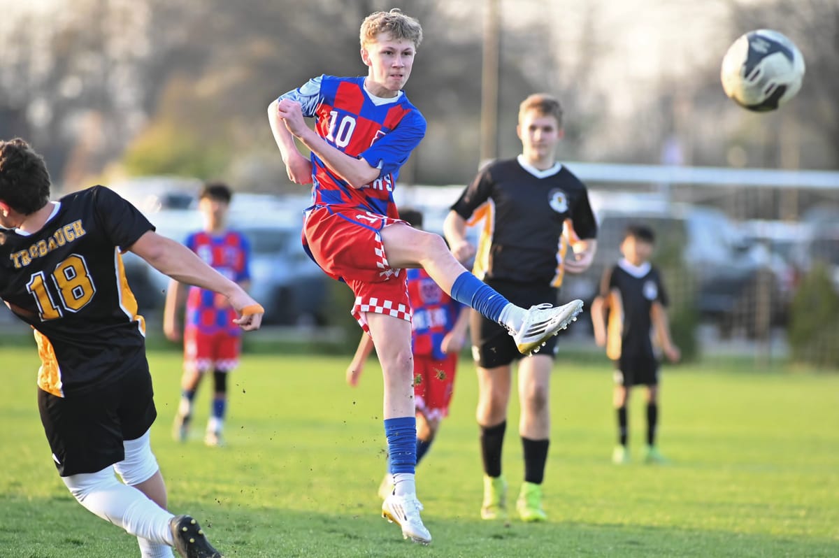 WCMS Pioneers swat Yellow Jackets, 8-0