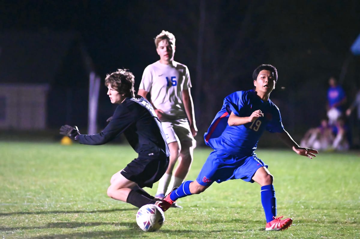 Takahashi, Hernandez fuel Pioneers past Falcons