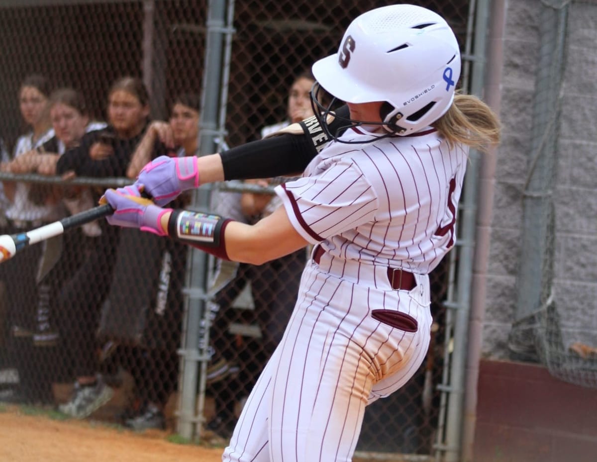 Warriorettes fall in extra-inning battle at DeKalb