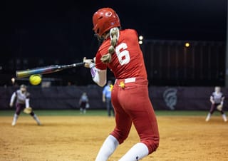 Lady Pioneers fall on the road