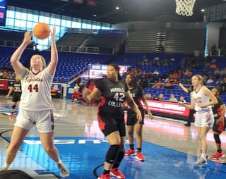 Eaglettes win big in state tourney