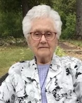 Kathleen Moffitt Hitchcock, 94