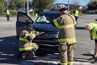 Monday crash injures one