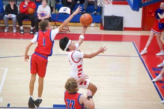 WCMS splits opener with Tullahoma East