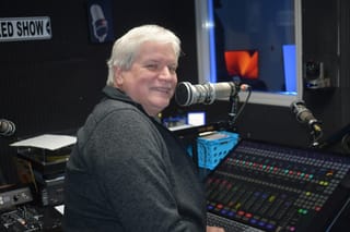 Barnes returns to the airwaves