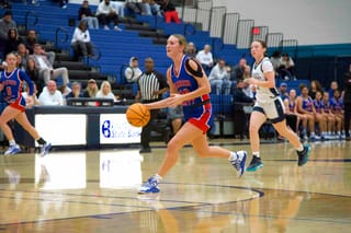 Lady Pioneers place third in Pigeon Forge