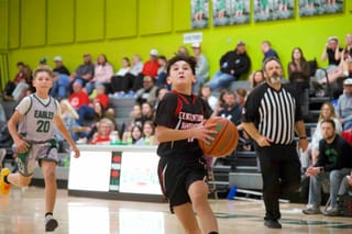 Warriors down Eagles