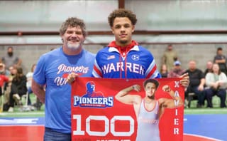Simmons honored for 100th win, Pioneers ground Rockets