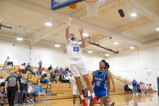 Pioneers end Music City Hoopfest on sour note
