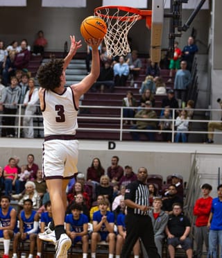 Tucker Pinion’s 22 points lead Warriors past Whitwell