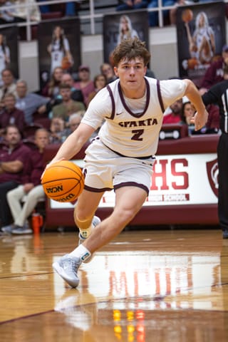 Warriors survive scare from Eagles