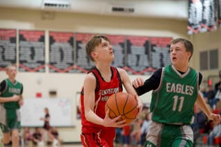 Warriors claim regular-season title