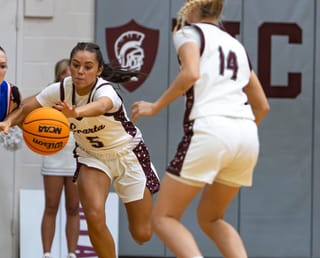 Winningham's defense helps Warriorettes defeat L.A.