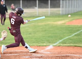 Coffee County edges Warriors in low-scoring battle