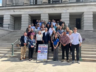 Warren County leaders visit Capitol, hear debate on key state issues