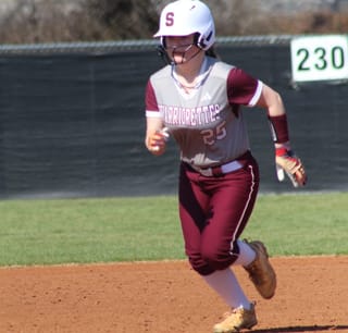 Warriorettes run wild in first win of the season