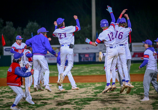 Pioneers walk-off Panthers for sixth straight win