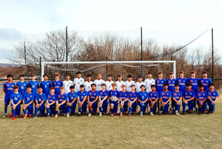 Pioneers drop two in district