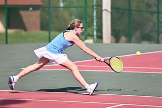 Lady Pioneers sweep Jets, Pioneers top Broncos