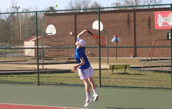 WCHS searching for tennis coach