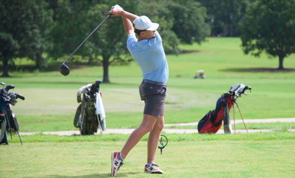 WCHS golfers shine at home