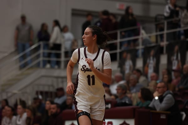 Warriorettes stay perfect over the weekend