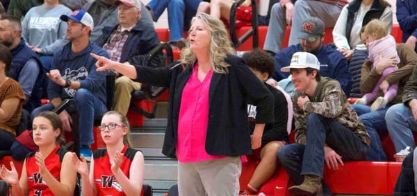 Centertown rolling in girls basketball