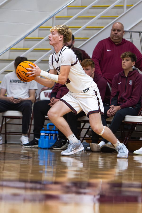 Warriors get stung by Upperman