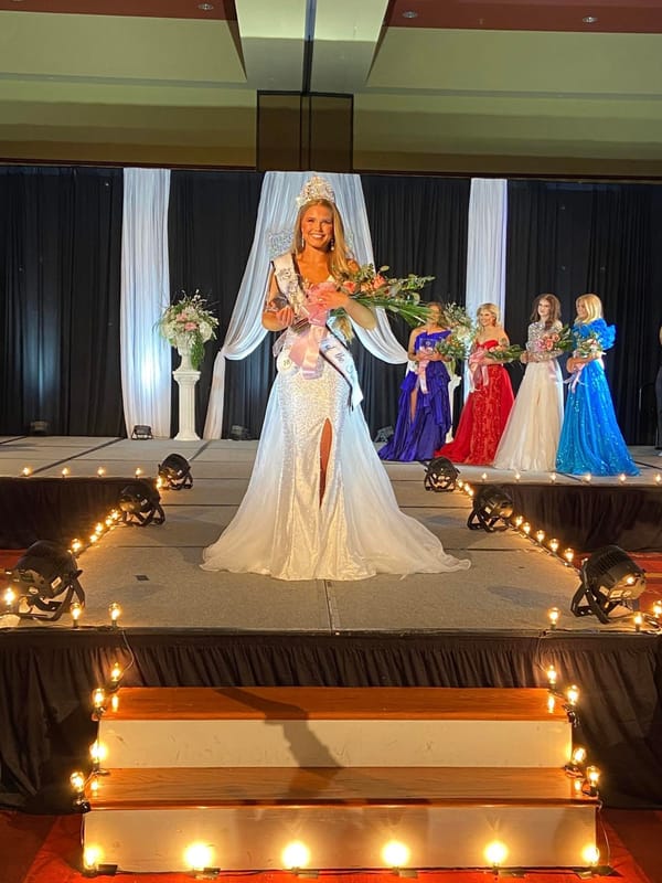 Hannah Haley crowned Miss Tennessee