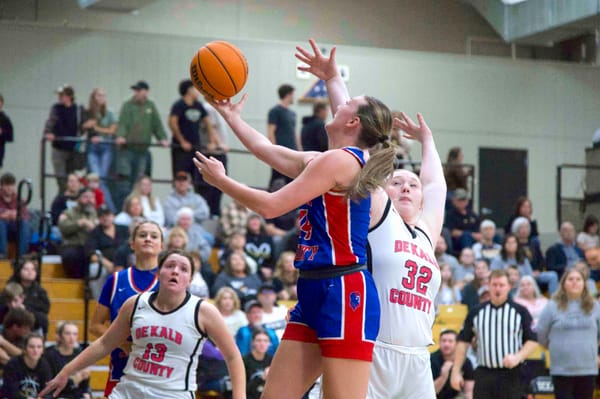 Lady Pioneers get scratched back