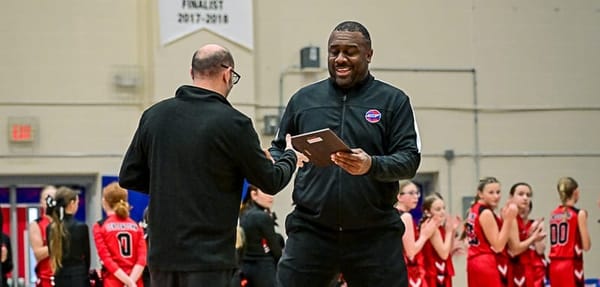 Smith named referee of the year