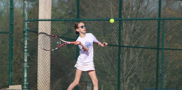 WCMS tennis tops Broncos